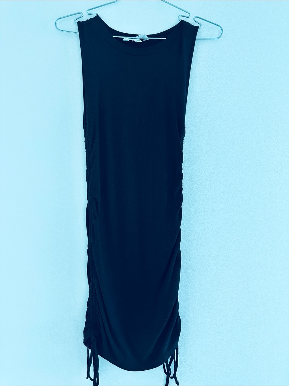BB Dakota Black Sleeveless Ruched Side Midi Dress